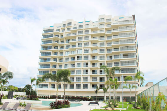 Condo with private balconies for sale, Huayac&aacute;n, Canc&uacute;n