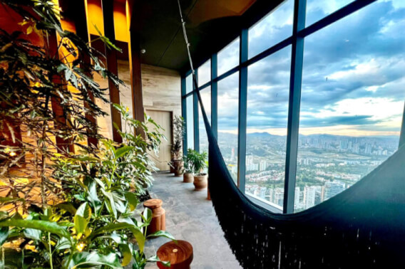 Apartment with clubhouse, cinema, spa, sports courts, green areas, panoramic pool, for sale in Interlomas, Huixquilucan