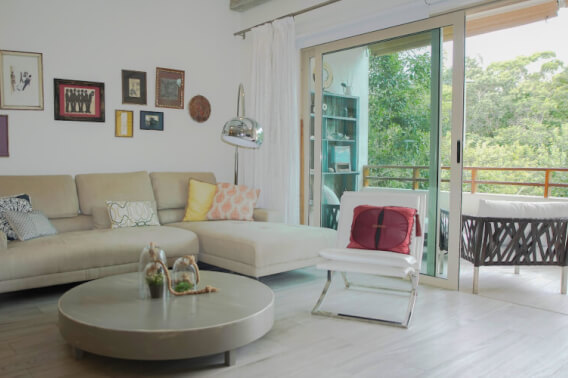 Condo with beautiful furniture and unique decoration, 10 minutes from the beach,  in Aldea Zama Tulum. For sale.