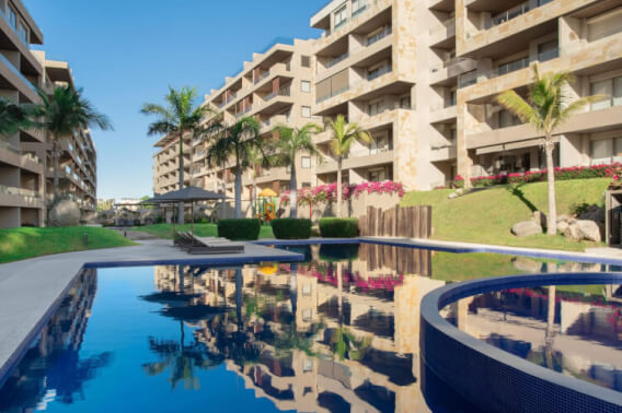 Condo with pet zone, sky pool and roof garden, For sale