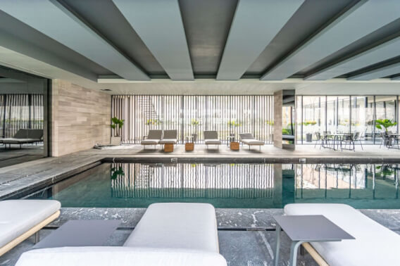 Luxury condo with high ceilings, pool, pet friendly, spa for sale, Bosque Real