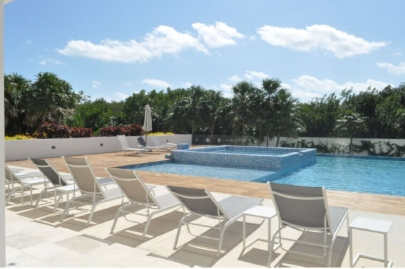 Apartment with terrace, premium amenities for sale, Las Am&eacute;ricas Zone, Canc&uacute;n