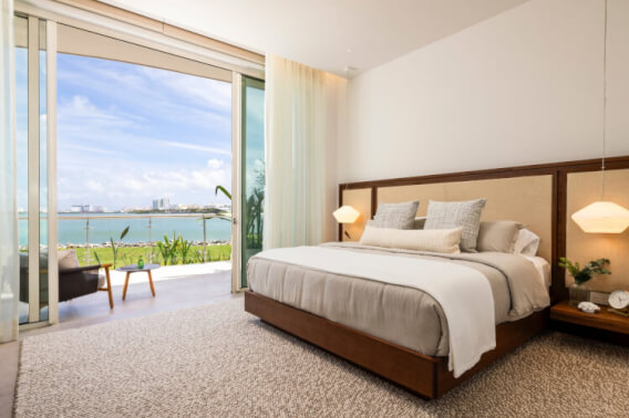Luxury corner condo with private terrace, study, service room, sale