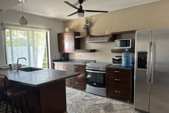 Semi-furnished condo in Downtown Huatulco, for sale