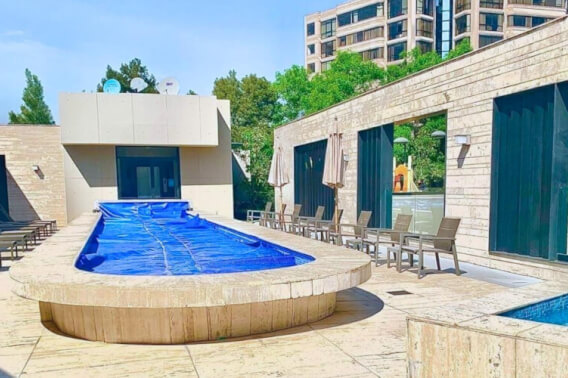 Departamento luminoso, jard&iacute;n central, alberca, bbq, gimnasio, en venta Polanco