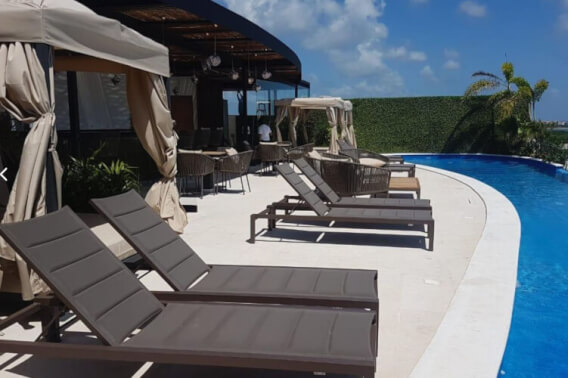 Furnished studio, ocean view from the rooftop, for sale in Cocobeach, Playa del Carmen