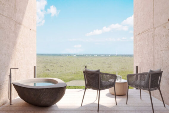 Estudio con acceso a la playa, terraza, tina, alberca y  Area de Coworking,  Venta en Puerto Morelos.