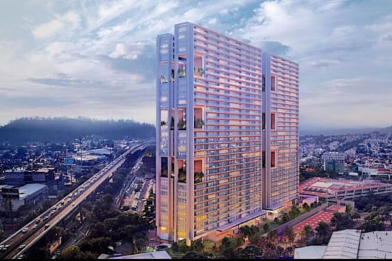 Large 473 m2 connominium with family room, maid&amp;#39;s room, laundry area, 30 amenities, 13,000 m2 of green areas, designed by renown architect