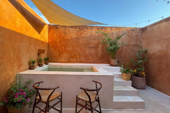 Furnished loft with private pool in a small gated community, Centro M&eacute;rida