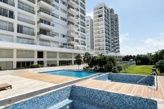 Loft with balcony and common pool for sale, Zona Hotelera, Canc&uacute;n