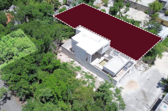 Lot for sale in Los Almendros residential, ideal for apartments, Playa del Carmen.