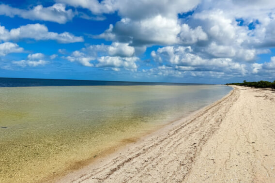 Beachfront single-family lot for sale, Santa Clara, Yucat&aacute;n