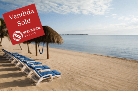 Luxury Beachfront villa on beautiful Soliman Bay.