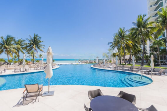 Luxury Oceanfront Condo, Las Olas Residences, Hotel Zone, Canc&uacute;n