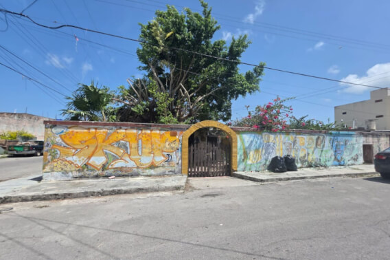 Investment opportunity with large land, for sale, 10 de Abril, Cozumel