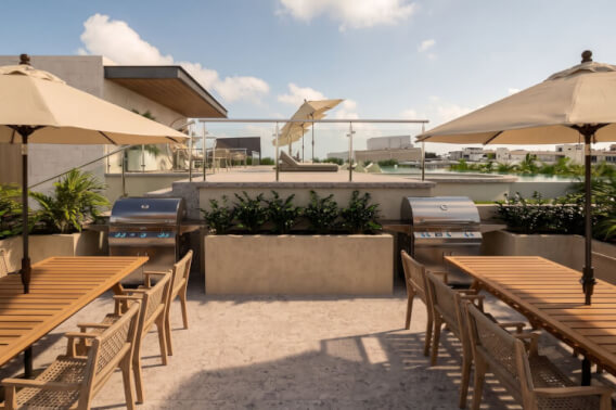 Penthouse with Balcony, Pool, Pet Park, BBQ Areas and More Amenities, For Sale