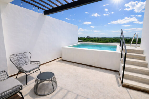 Penthouse with Rooftop Pool for Sale, Coco Beach, Playa del Carmen