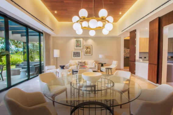 House in a gated community with golf course and clubhouse for sale, Yucat&aacute;n Country Club, M&eacute;rida