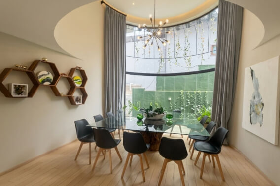 Luxury residence with wine cellar and 2 independent apartments for sale