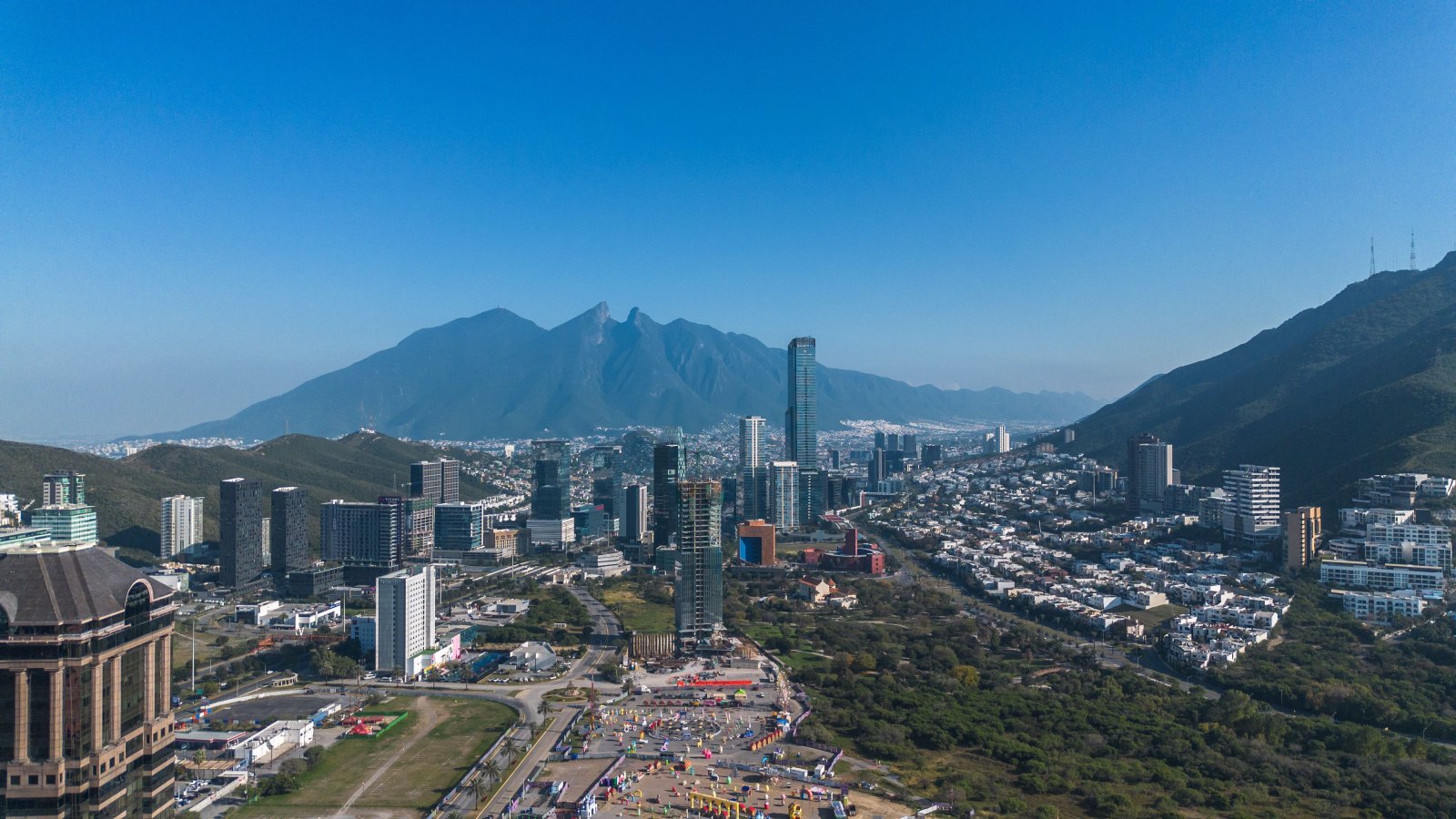 Monterrey for Luxury Buyers: Business Lifestyle, Privacy and Long-Term Value