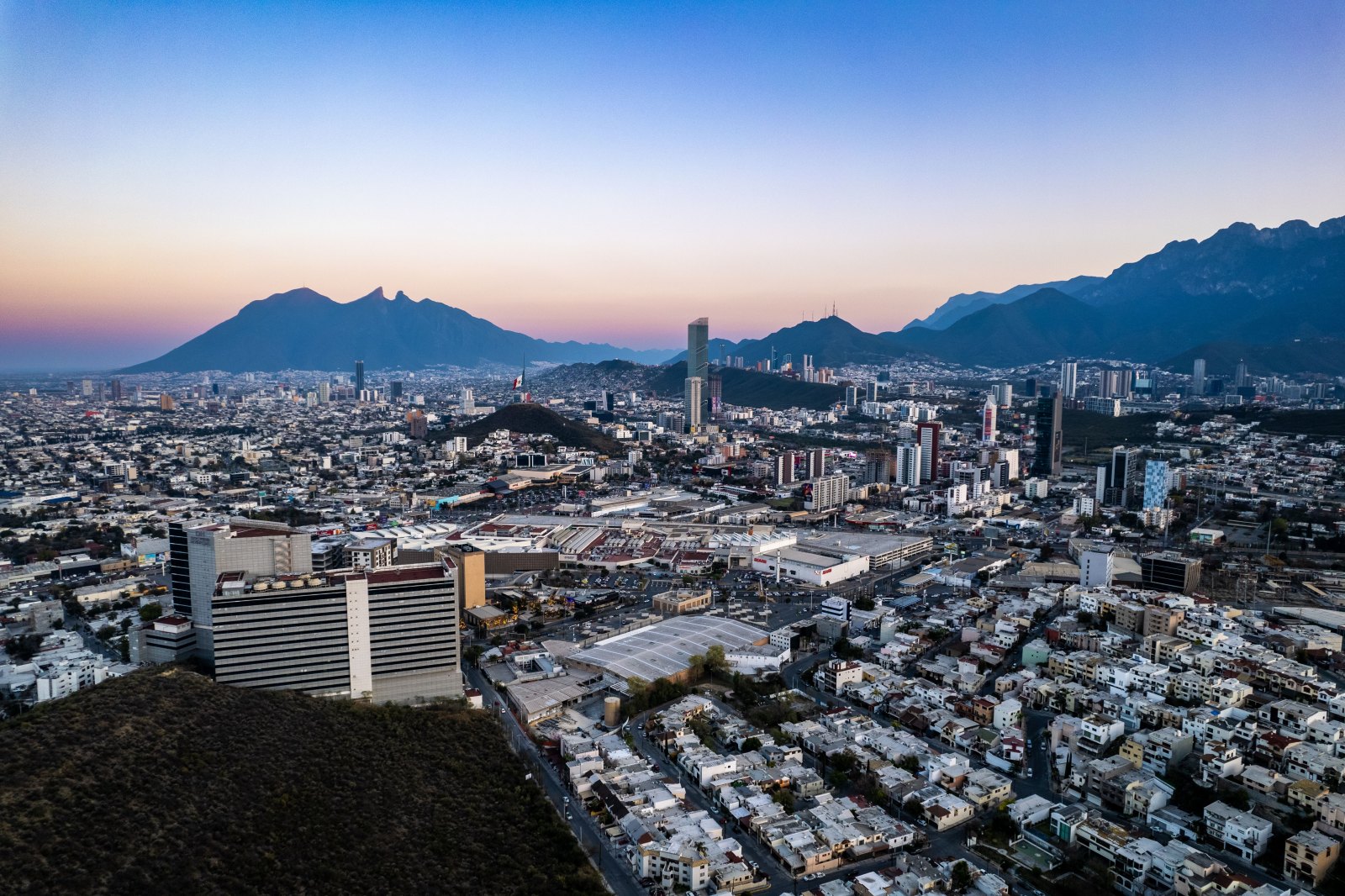 San Pedro and Monterrey’s Premium Residential Market: What Buyers Should Understand