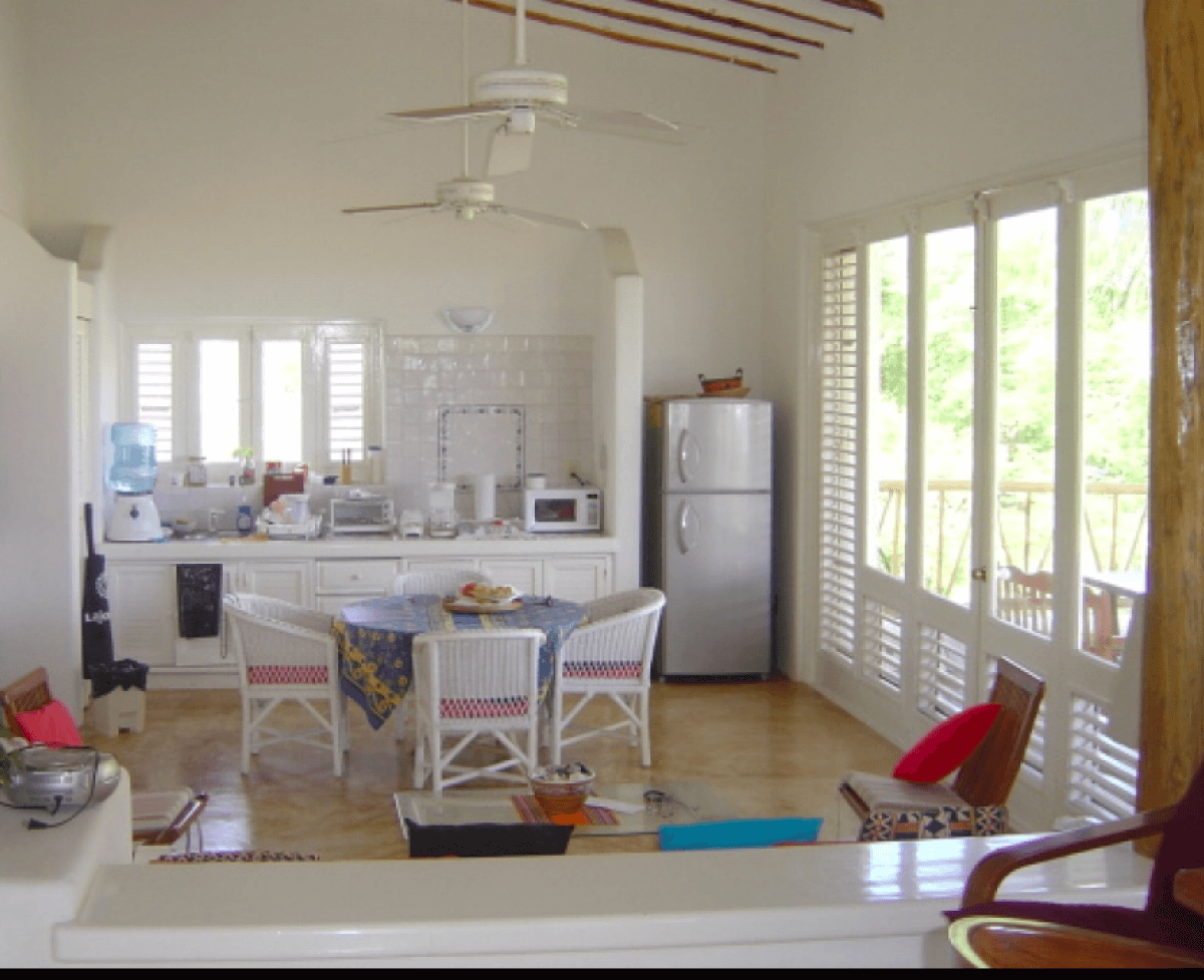 House with private pool, TV room, for sale, Selvamar, Playa del Carmen.