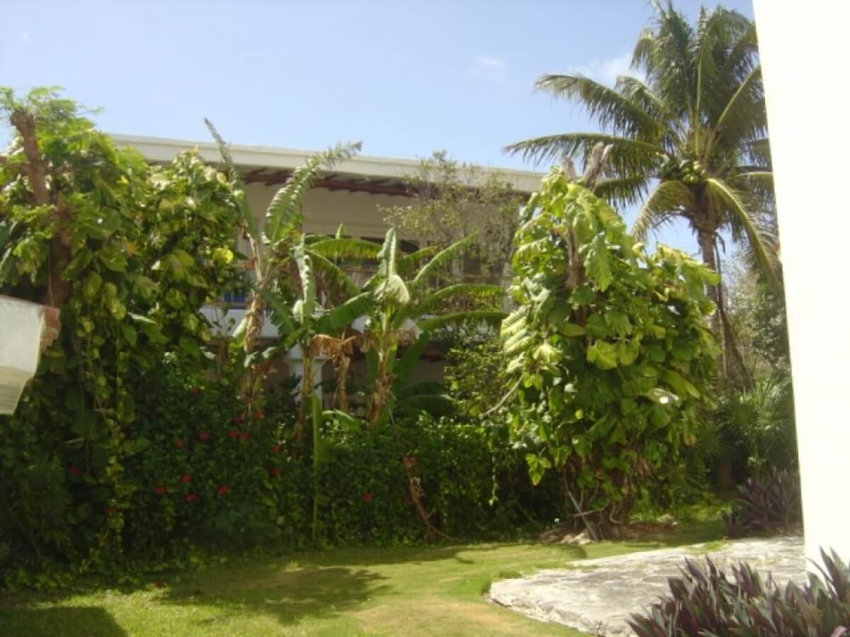 Casa con alberca privada, doble altura, 4 habitaciones, en Selvamar, residencial con canchas deportivas, pre-construccion, venta Playa del C