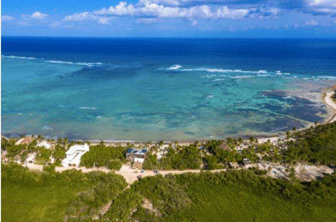 Oceanfront land,  19 meters of beachfront, in Soliman Bay, Tulum for sale.