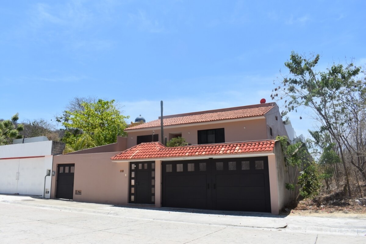 House with private rooftop, common pool and terrace, pre-construction, sale Sector H3 Huatulco