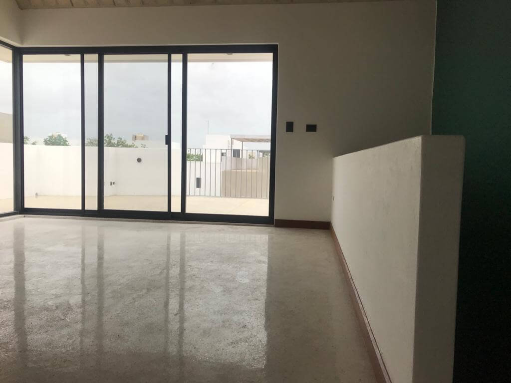 Casa de 3 recamaras con alberca privada en venta en Residencial Aqua Cancun