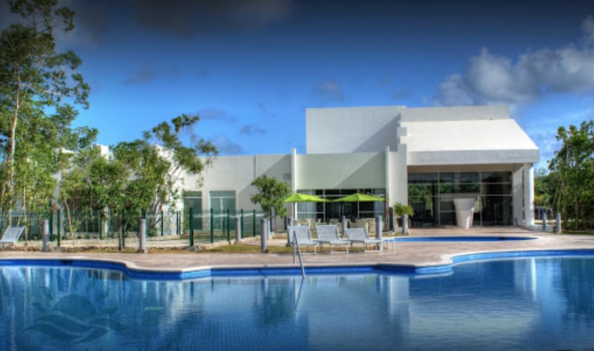 Terreno en residencial privado con casa club, gym, en venta en Cancun