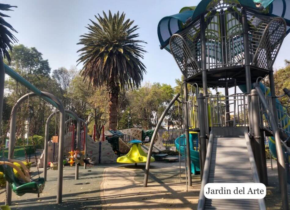 Pet-friendly apartment, playground, adults area, gym, for sale in CDMX.