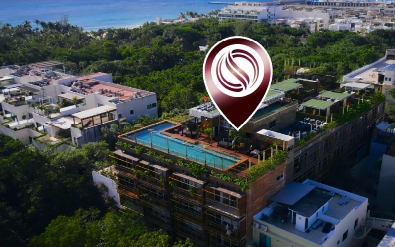 Ocean view condo, pool, 350 meters from the beach, pool, art gallery, unique design, roof garden with jacuzzi, for sale in Playa del Carmen.