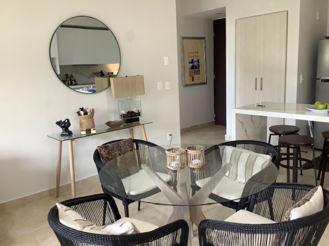 Apartment with Clubhouse, pool, pre-sale, Centro Maya, Playa del Carmen.