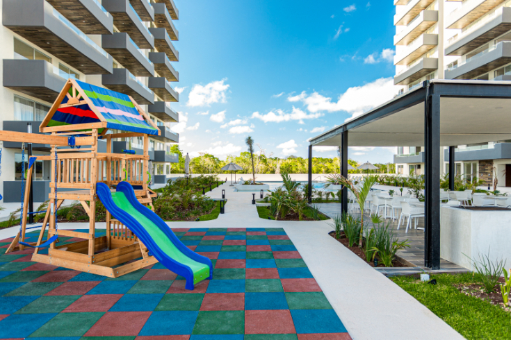 Apartamento con terraza en venta con amenidades, piscina, gym, area de yoga, bbq area, area de coworking, area de juegos para niños