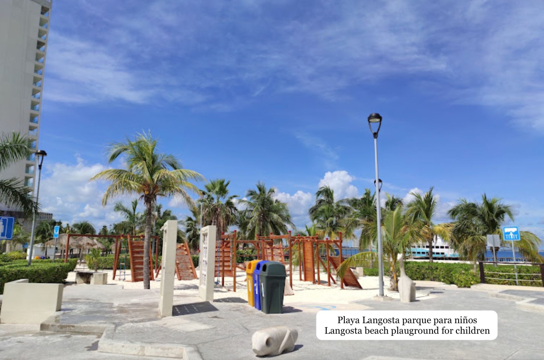 Condominio con Acceso controlado, pet garden, y lago con playa,  pre-construcción, venta, Cancun.