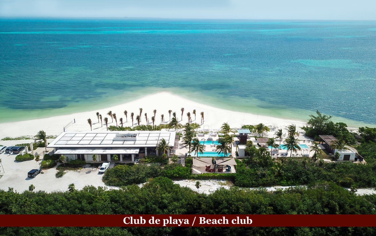 Apartment with beach club facing the sea, swimming pool, paddle tennis court and playroom in , Cancún.