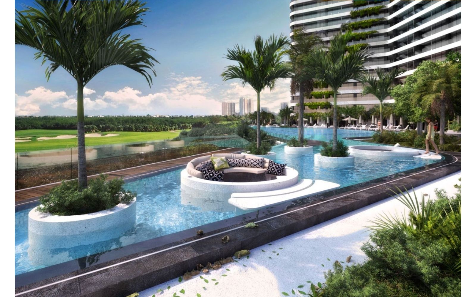 3-bedroom condo in front of the marina, overlooking the golf course