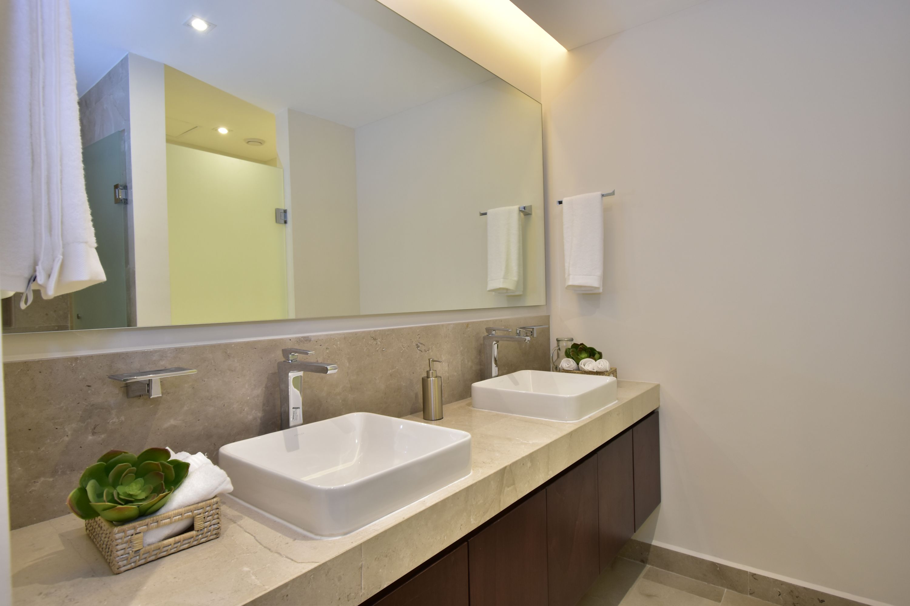 Green view apartment, with panoramic terrace, pet-friendly for sale Cancún