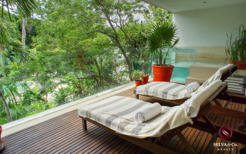 Condo with plunge pool, green view terrace, for sale at Ikal Living Playacar.