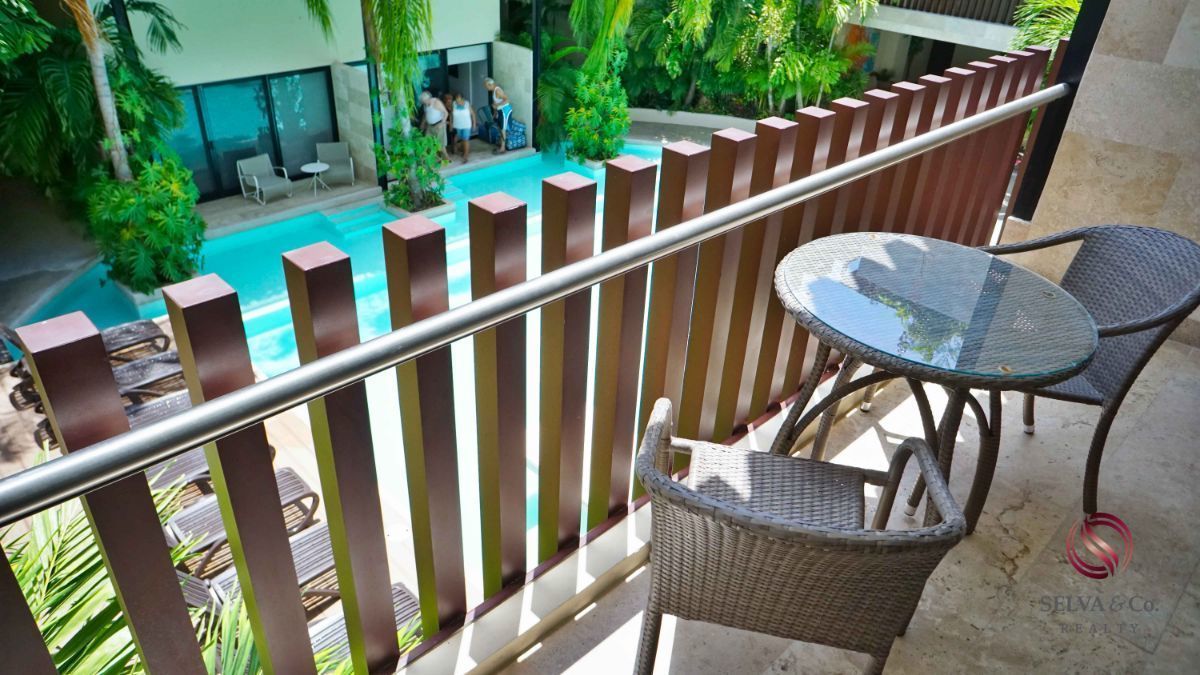 2 bedroom condo with ample spaces. Fully furnished and equipped, ready for you to move into.