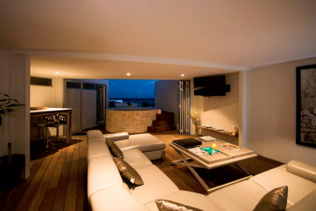 Penthouse de dos pisos frente al mar, con alberca, pre-venta Playa del Carmen.