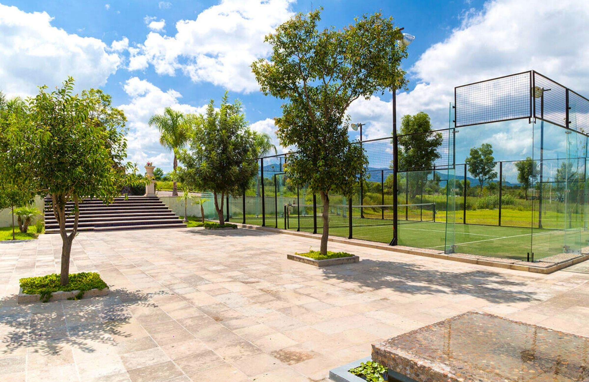 Lot in gated community, clubhouse, pool for sale in San Miguel de Allende