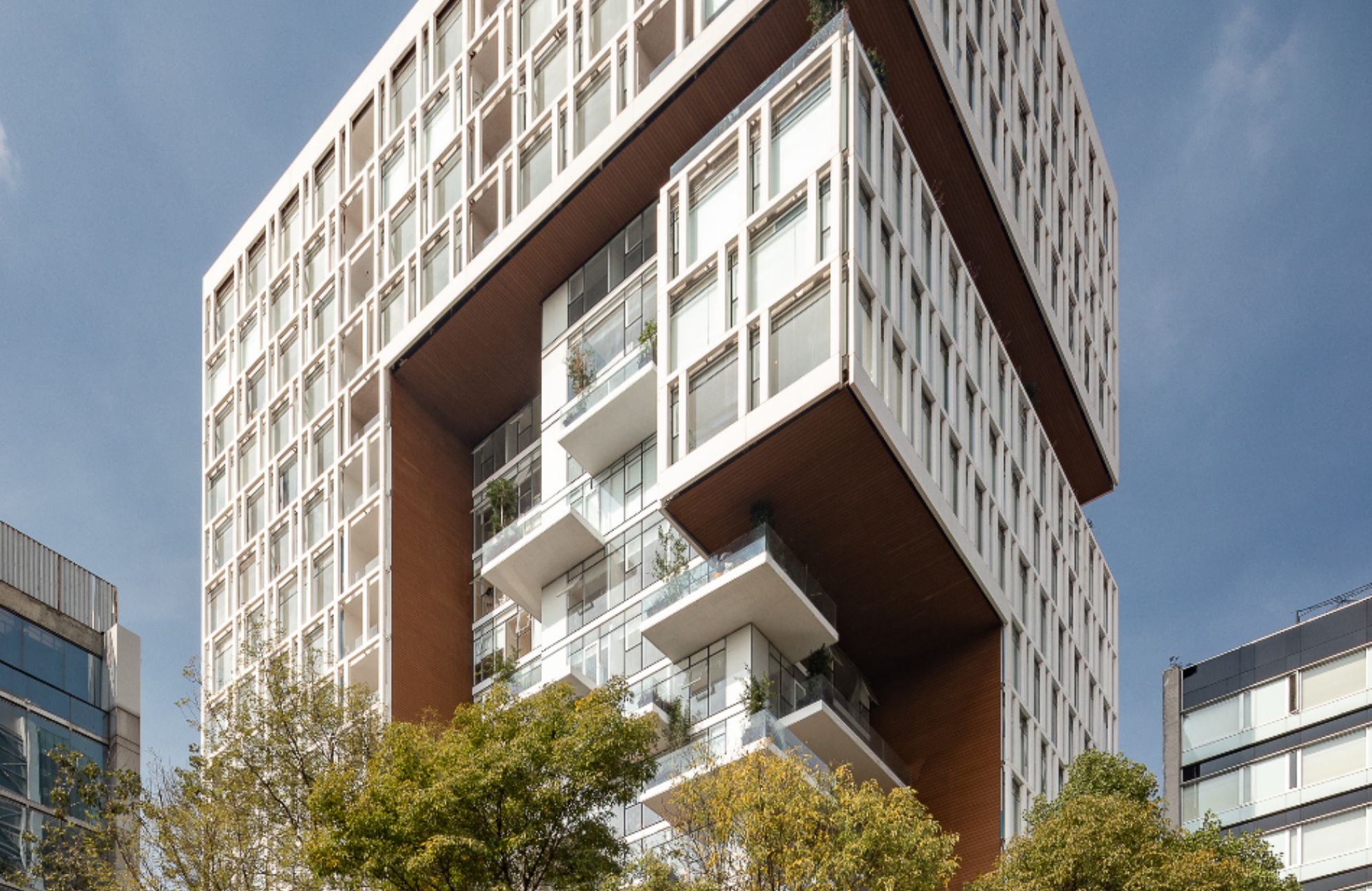 Condominium with 30 amenities, 13,000 m2 of green areas, designed by renown architect firm, Fuentes del Pedregal, for sale Mexico City