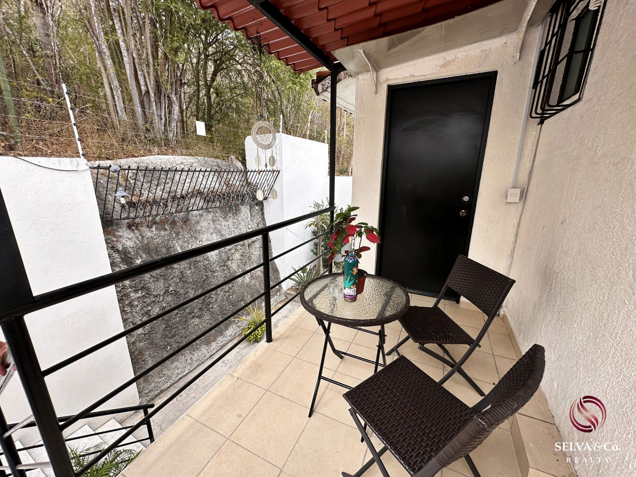 House with 4 bedrooms, jacuzzi, lock off, for sale in La Crucecita Huatulco