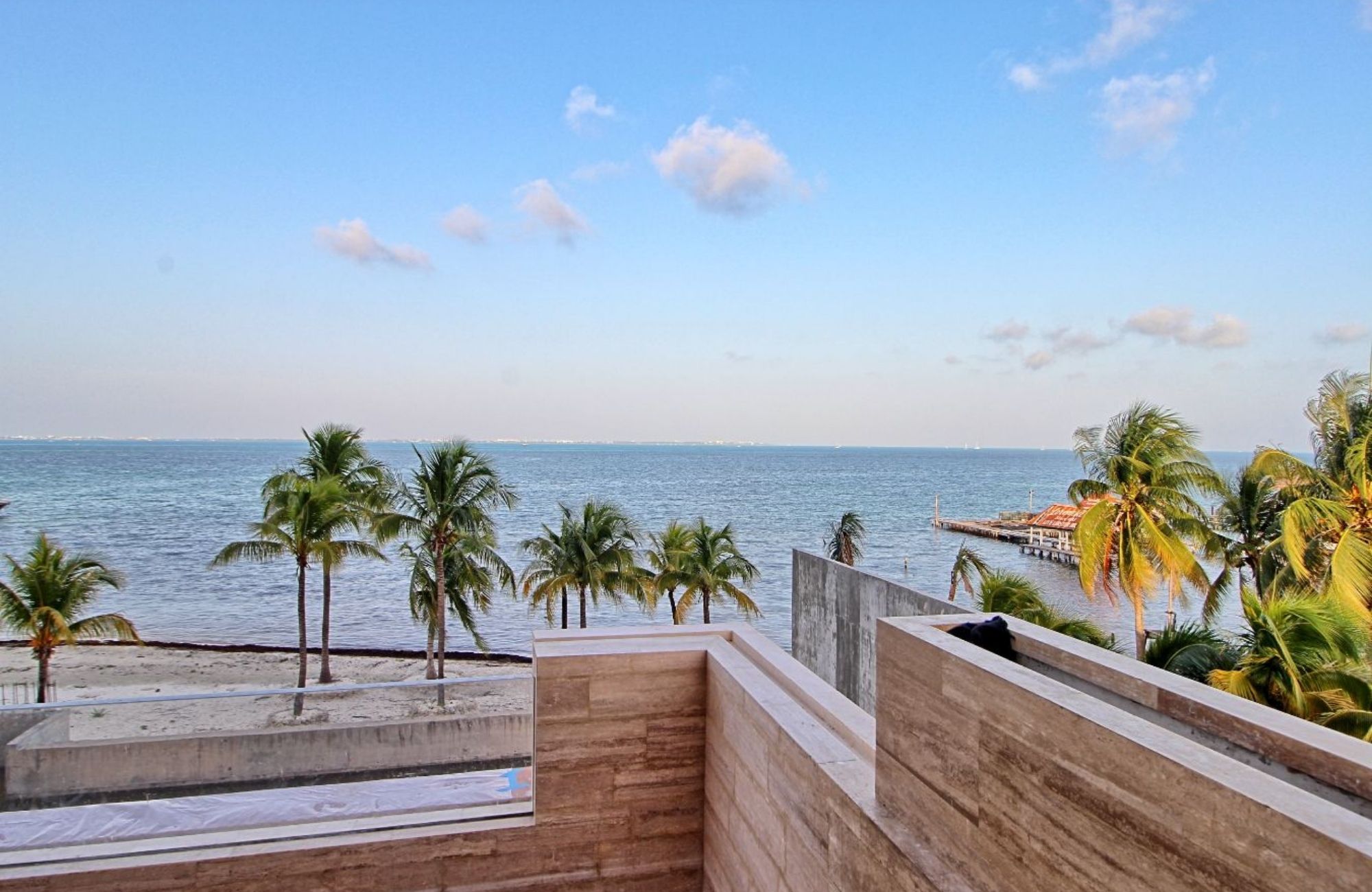 Luxury apartment, green views, terrace, pet-friendly, for sale Cancún