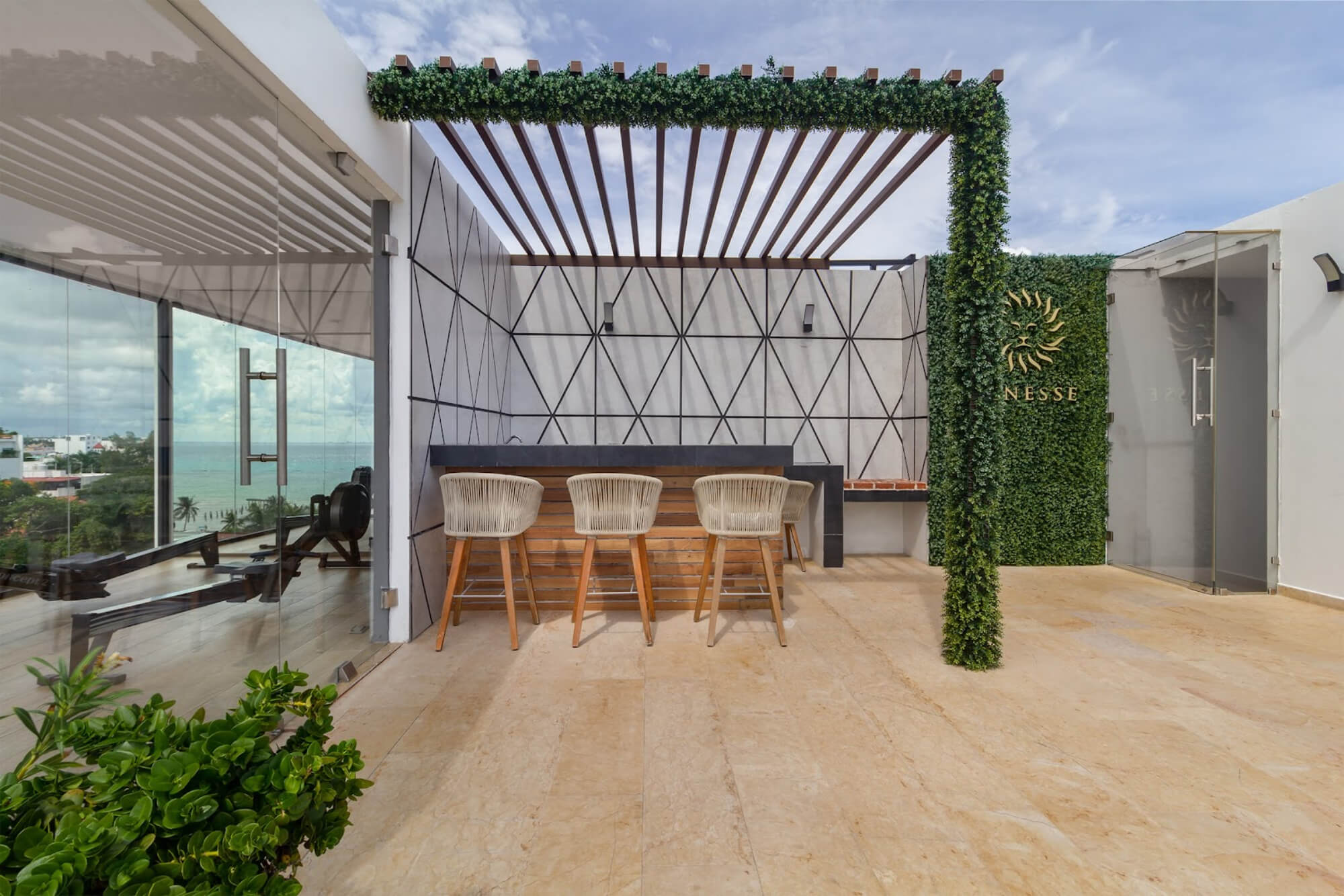 Departamento con terraza, espacios amplios, cuarto de servicio, Playa del Carmen