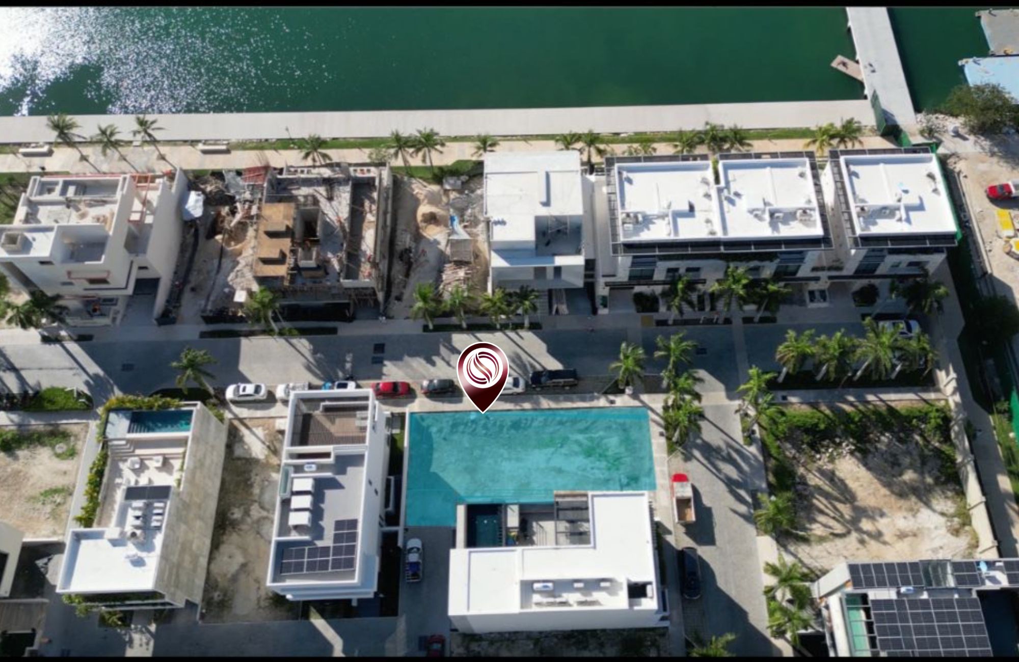 Terreno frente al lago, 1,171 m2 en residencial privado con amenidades para toda a familia, casa club, canchas deportivas, spa
