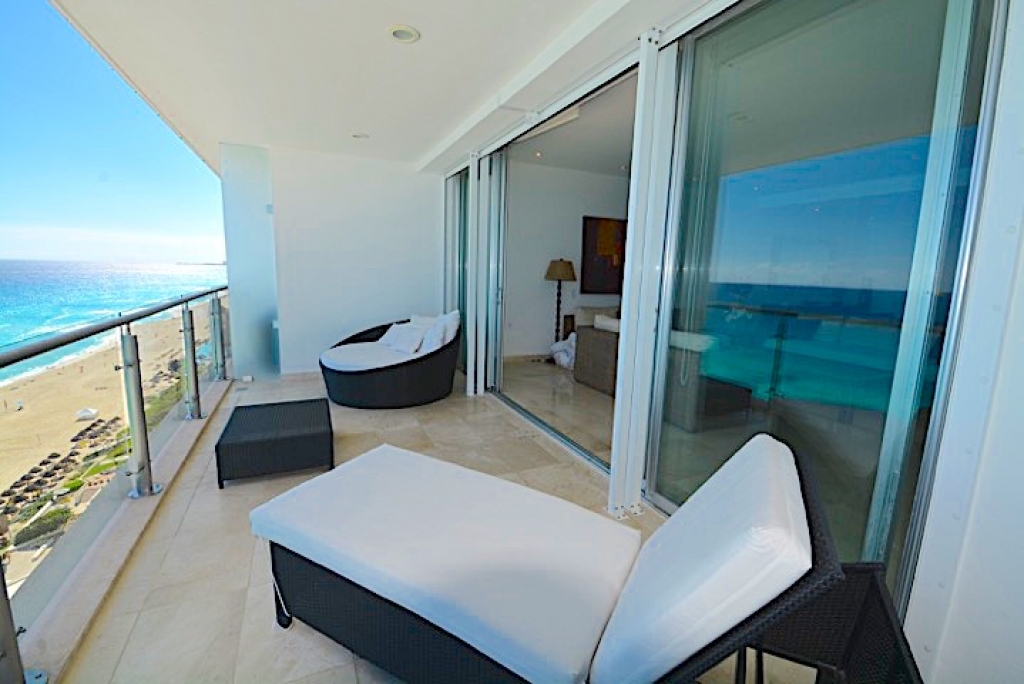 Departamento de lujo con hermosa vista al mar y la marina, con amenidades: alberca infinity, spa, gimnasio, area lounge, salon de eventos