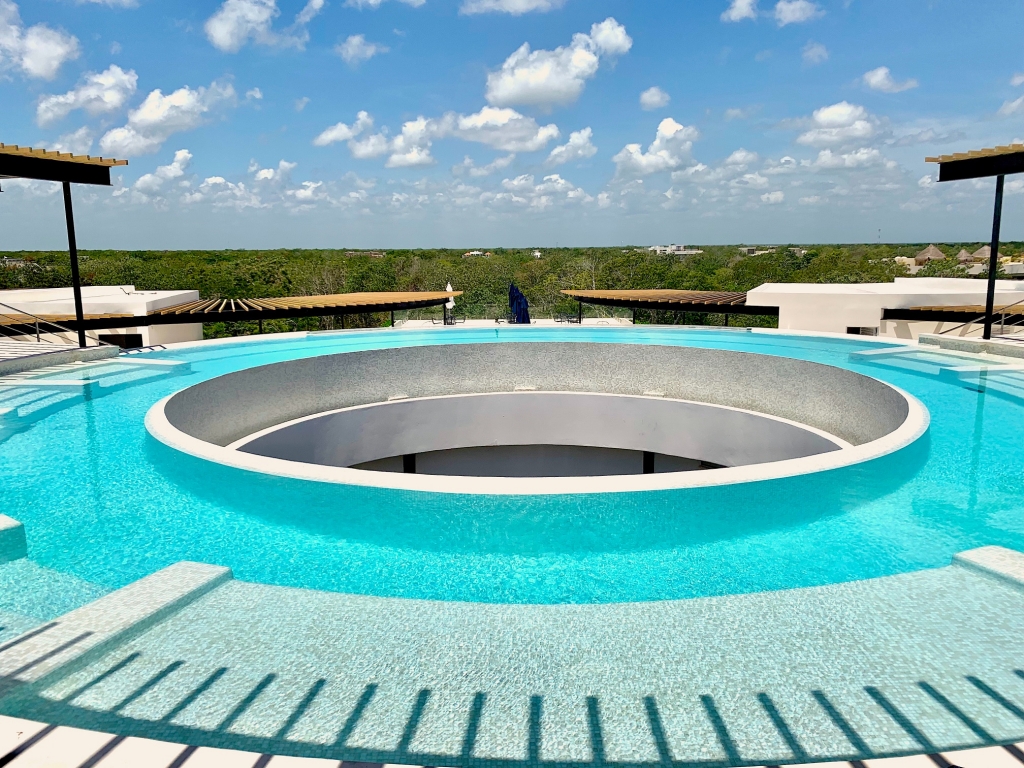 Penthouse with rooftop adult pool and bar, barbecue area, family pool, spa, co-working, gym, pre-construction for sale, Aldea Zama, Tulum